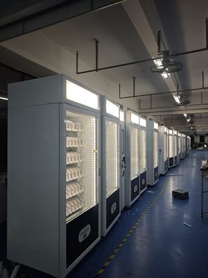 Μηχάνημα αυτόματης πώλησης σνακ σχεδιασμένο για παροχή υπηρεσιών με οθόνη αφής 215 ιντσών και εντυπωσιακό φωτεινό κουτί σε καταστήματα λιανικής